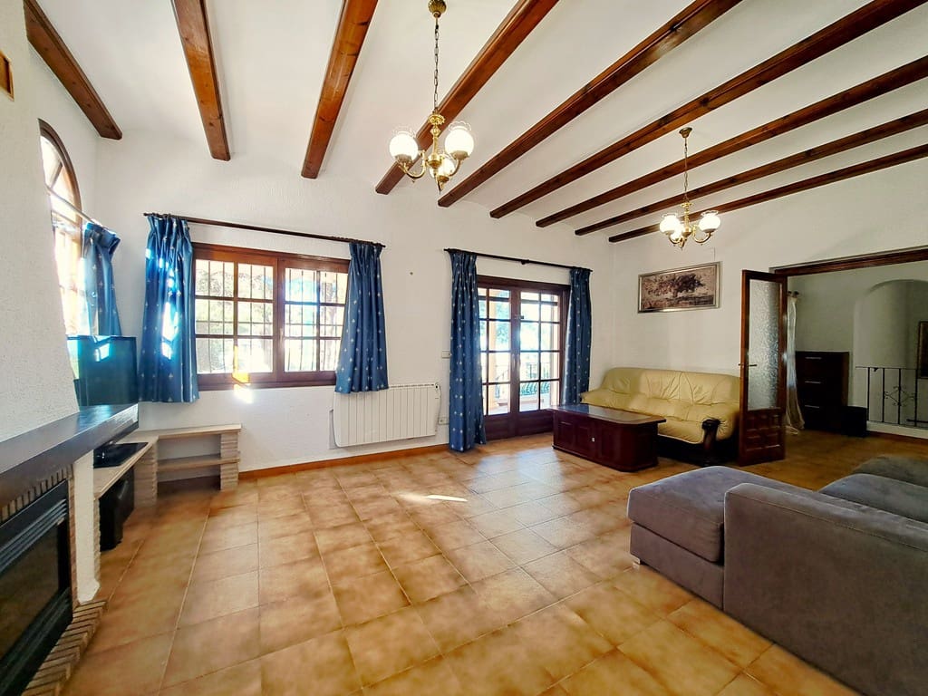 4 slaapkamer Villa te koop in La Sella met zwembad garage - € 750.000 (Ref: 9418972)