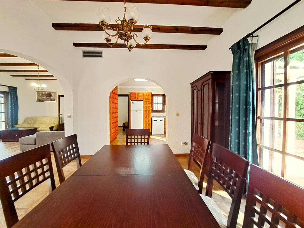 4 slaapkamer Villa te koop in La Sella met zwembad garage - € 750.000 (Ref: 9418972)