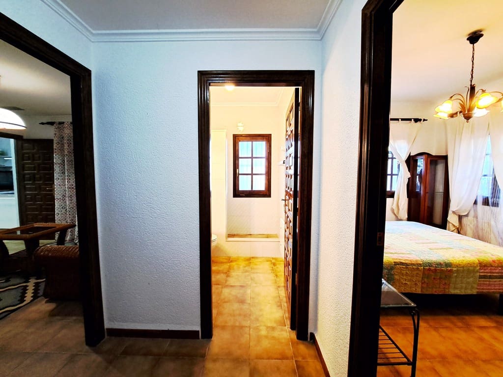 4 slaapkamer Villa te koop in La Sella met zwembad garage - € 750.000 (Ref: 9418972)