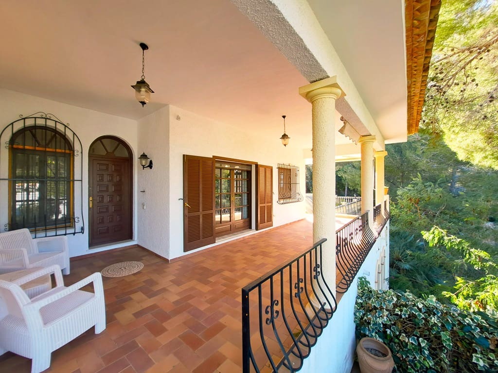 4 slaapkamer Villa te koop in La Sella met zwembad garage - € 750.000 (Ref: 9418972)