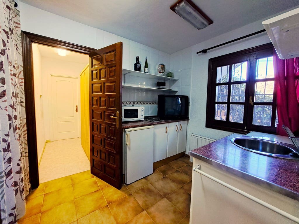 4 slaapkamer Villa te koop in La Sella met zwembad garage - € 750.000 (Ref: 9418972)