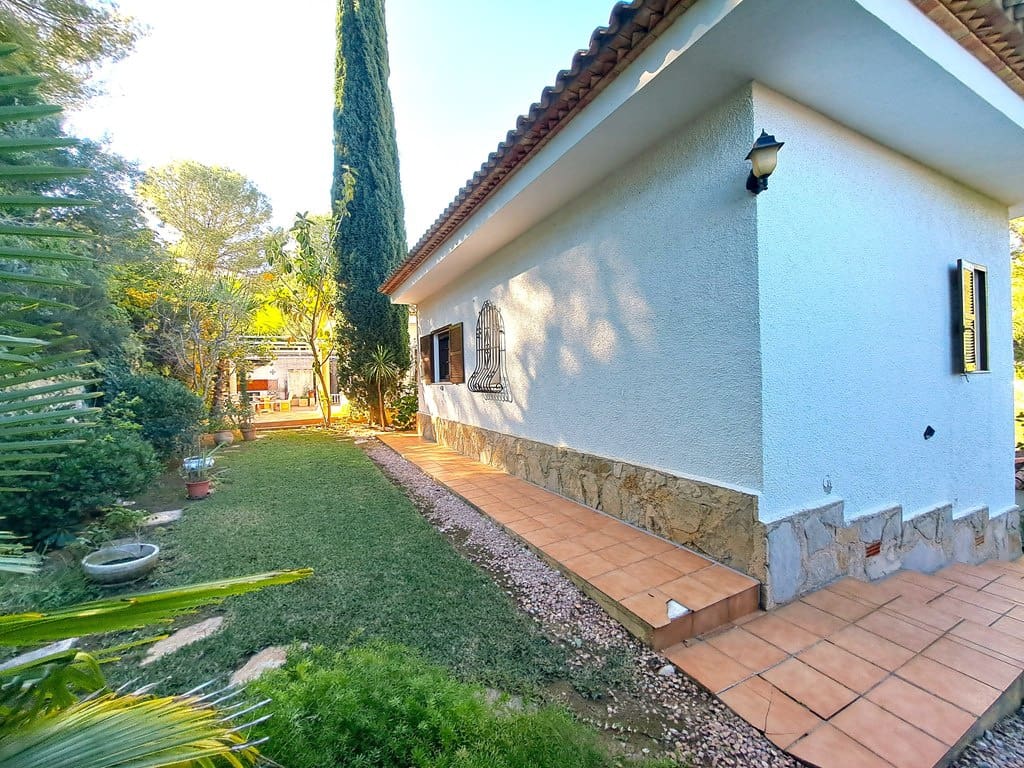 4 slaapkamer Villa te koop in La Sella met zwembad garage - € 750.000 (Ref: 9418972)