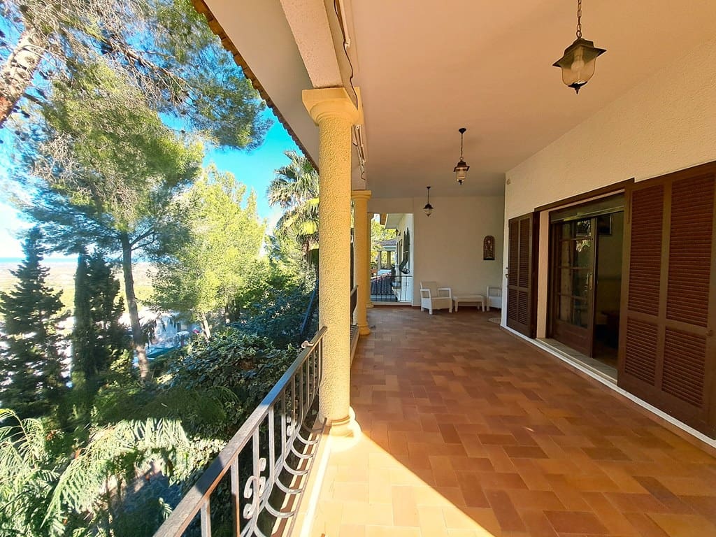 4 slaapkamer Villa te koop in La Sella met zwembad garage - € 750.000 (Ref: 9418972)