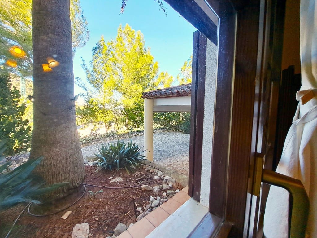 4 slaapkamer Villa te koop in La Sella met zwembad garage - € 750.000 (Ref: 9418972)