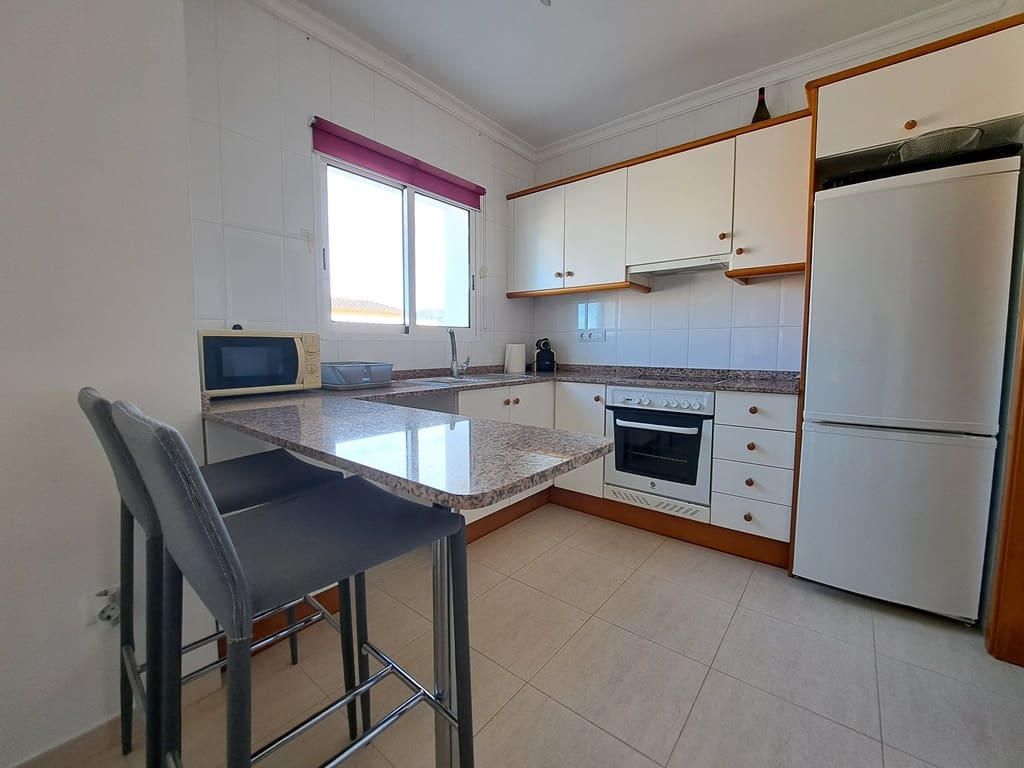 2 sovrum Lägenhet att hyra i Denia med pool - 800 € (Ref: 9480733)