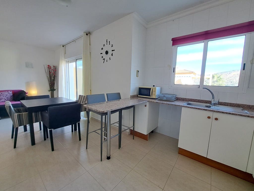 2 sovrum Lägenhet att hyra i Denia med pool - 800 € (Ref: 9480733)