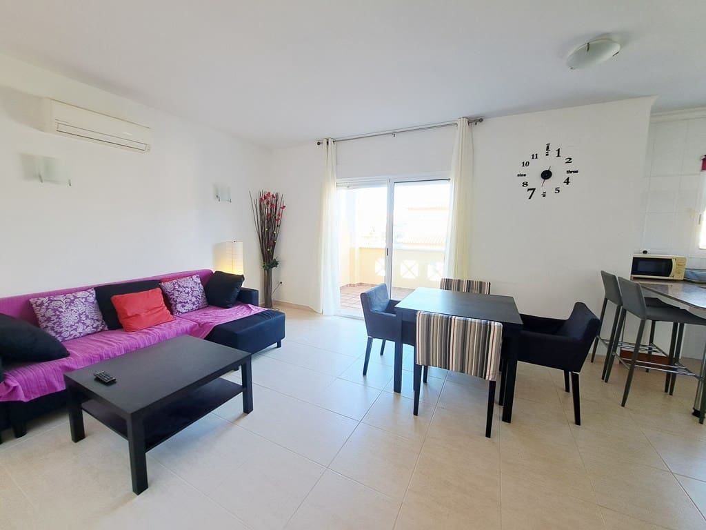 2 sovrum Lägenhet att hyra i Denia med pool - 800 € (Ref: 9480733)