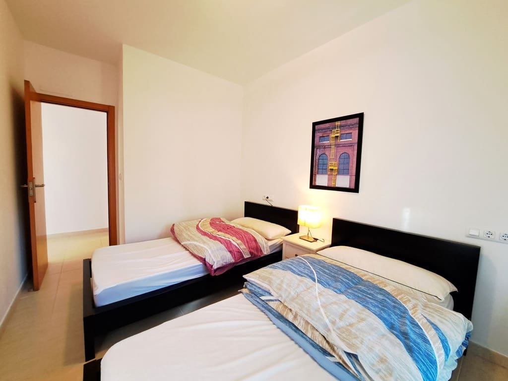 2 sovrum Lägenhet att hyra i Denia med pool - 800 € (Ref: 9480733)