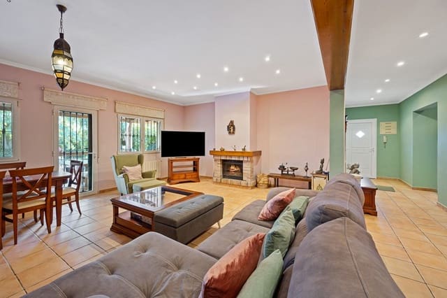 7 Zimmer Villa zu verkaufen in Dénia mit Pool Garage - 1.150.000 € (Ref: 9496591)