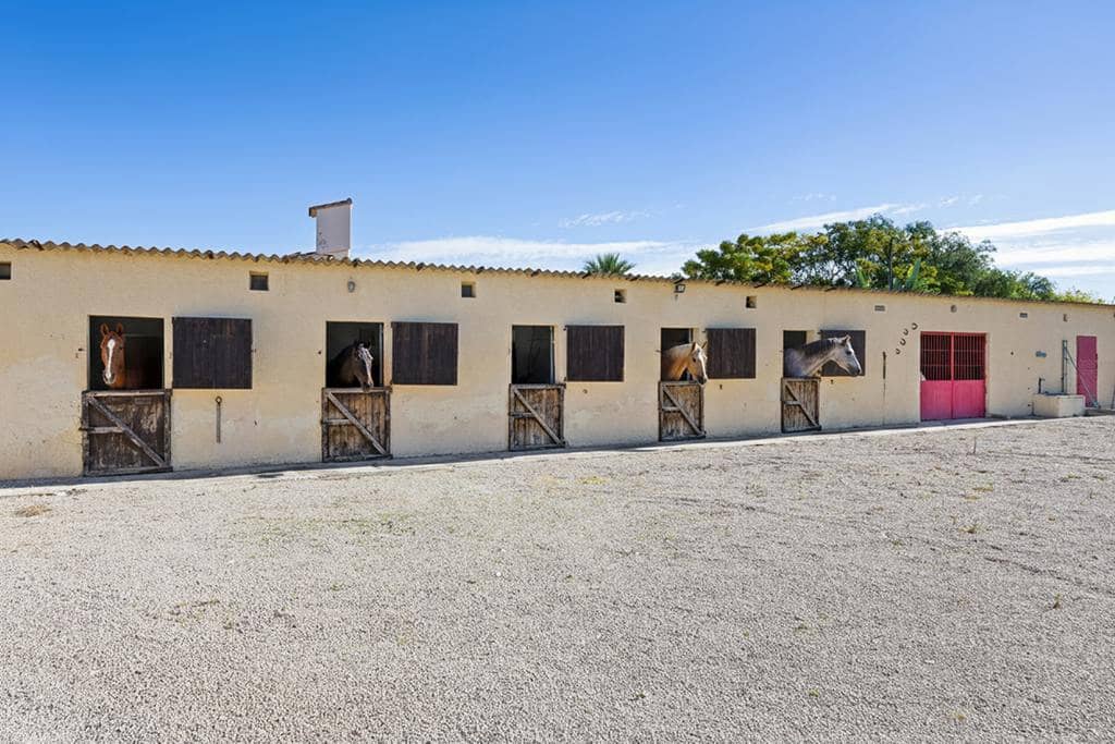 7 Zimmer Villa zu verkaufen in Denia mit Pool Garage - 1.150.000 € (Ref: 9496591)