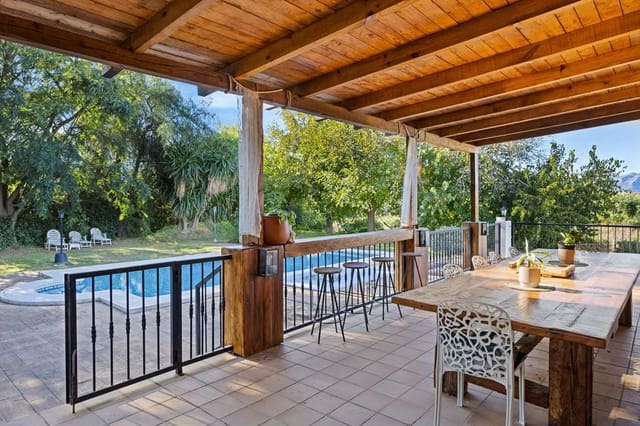 7 Zimmer Villa zu verkaufen in Dénia mit Pool Garage - 1.150.000 € (Ref: 9496591)