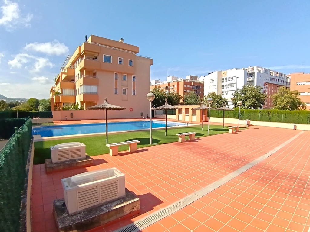 3 bedroom Apartment for sale in Denia with pool - € 453,000 (Ref: 9496695)