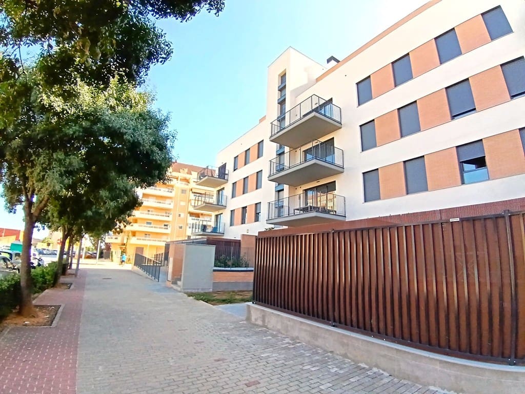3 bedroom Apartment for sale in Denia with pool - € 453,000 (Ref: 9496695)