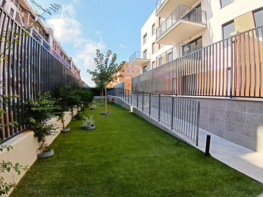 3 bedroom Apartment for sale in Denia with pool - € 453,000 (Ref: 9496695)