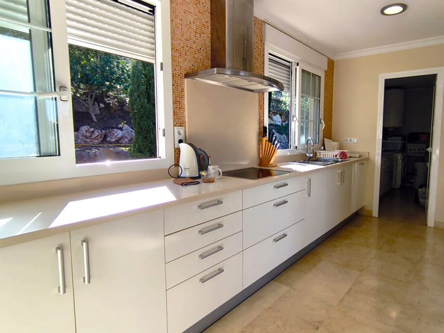 2 makuuhuone Kattohuoneisto myytävänä paikassa La Sella mukana uima-altaan 
autotalli - 525 000 € (Ref: 9525755)