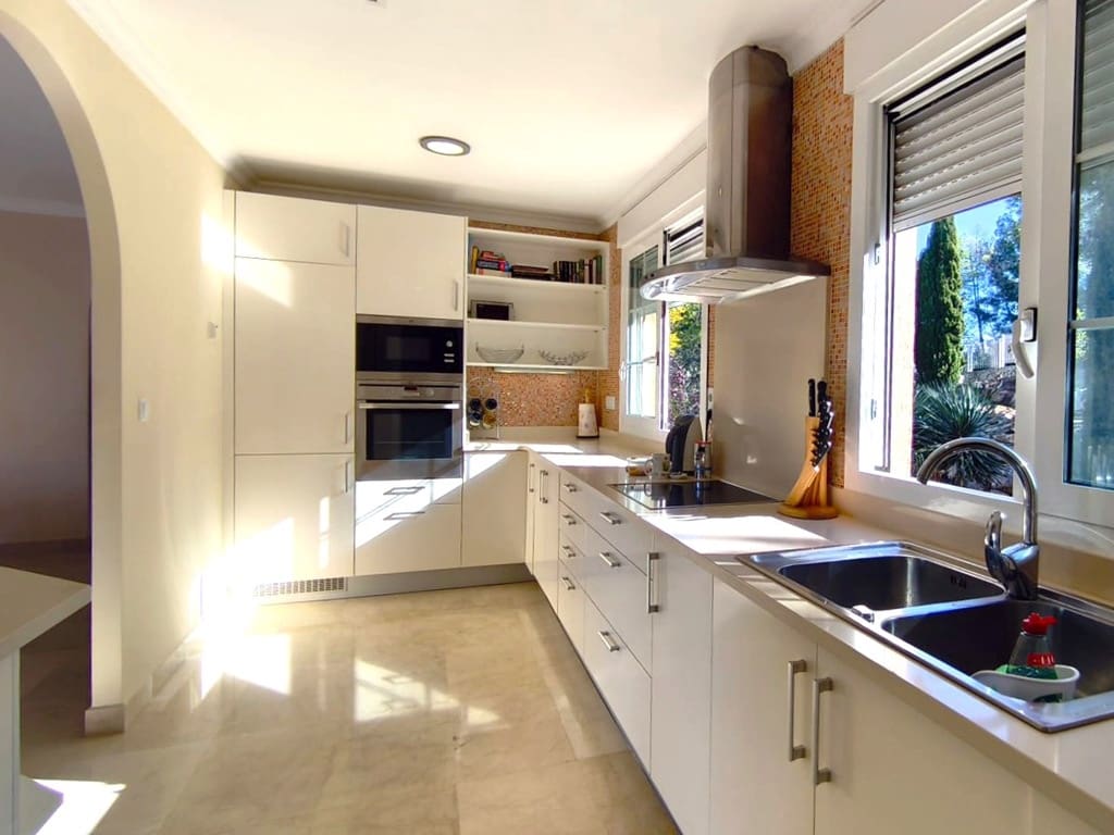 2 makuuhuone Kattohuoneisto myytävänä paikassa La Sella mukana uima-altaan 
autotalli - 525 000 € (Ref: 9525755)