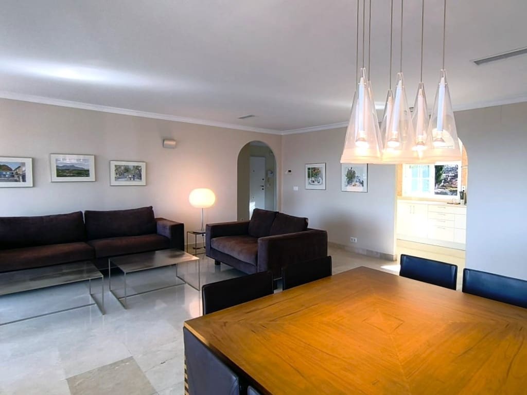 2 makuuhuone Kattohuoneisto myytävänä paikassa La Sella mukana uima-altaan 
autotalli - 525 000 € (Ref: 9525755)