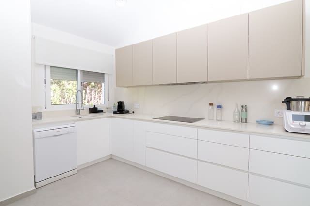 5 soveværelse Villa til salg i Dénia med swimmingpool garage - € 930.000 (Ref: 9537795)