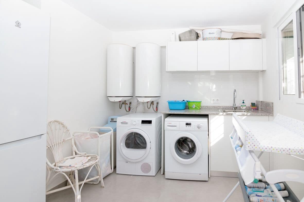 5 soverom Villa til salgs i Denia med svømmebasseng garasje - € 930 000 (Ref: 9537795)