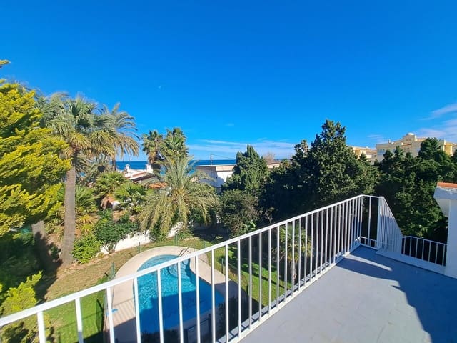 5 soveværelse Villa til salg i Dénia med swimmingpool garage - € 930.000 (Ref: 9537795)