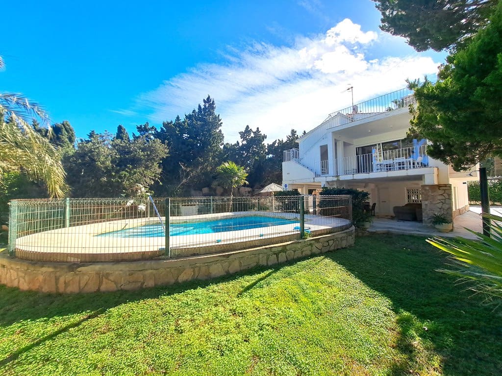 5 soverom Villa til salgs i Denia med svømmebasseng garasje - € 930 000 (Ref: 9537795)
