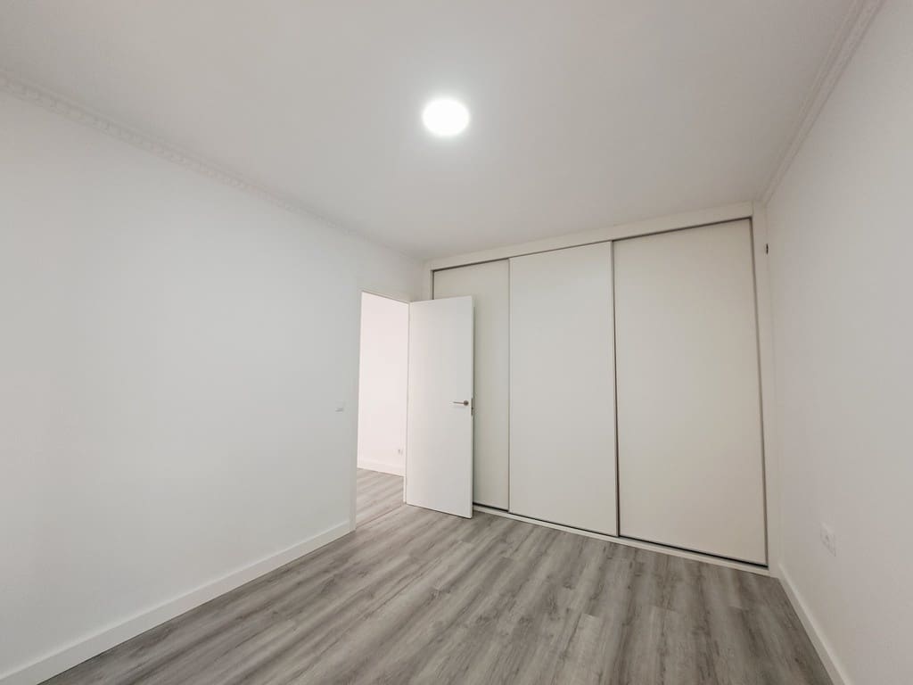 Apartamento de 4 habitaciones en Dénia en venta - 245.000 € (Ref: 9566741)