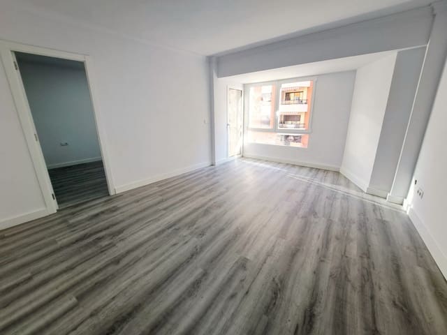 4 slaapkamer Appartement te koop in Dénia - € 245.000 (Ref: 9566741)