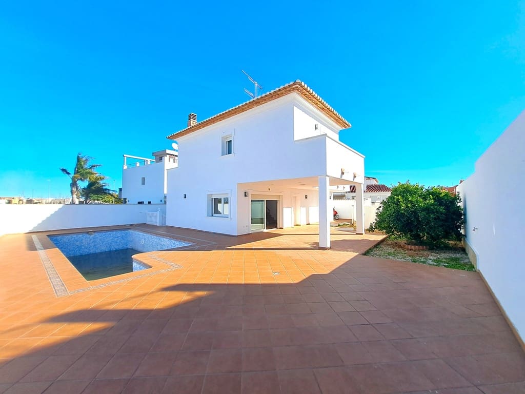 4 soverom Villa til salgs i Denia med svømmebasseng garasje - € 690 000 (Ref: 9611810)