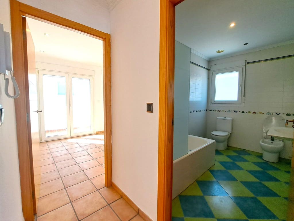 4 soverom Villa til salgs i Denia med svømmebasseng garasje - € 690 000 (Ref: 9611810)