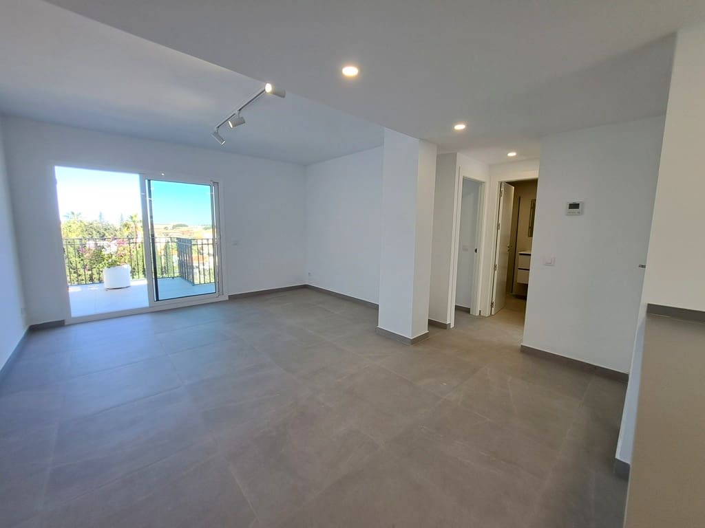 2 bedroom Apartment for sale in Denia with pool garage - € 359,000 (Ref: 9619810)