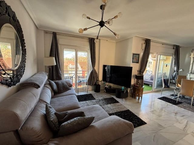 2 bedroom Apartment for sale in Dénia with pool garage - € 285,000 (Ref: 9622053)