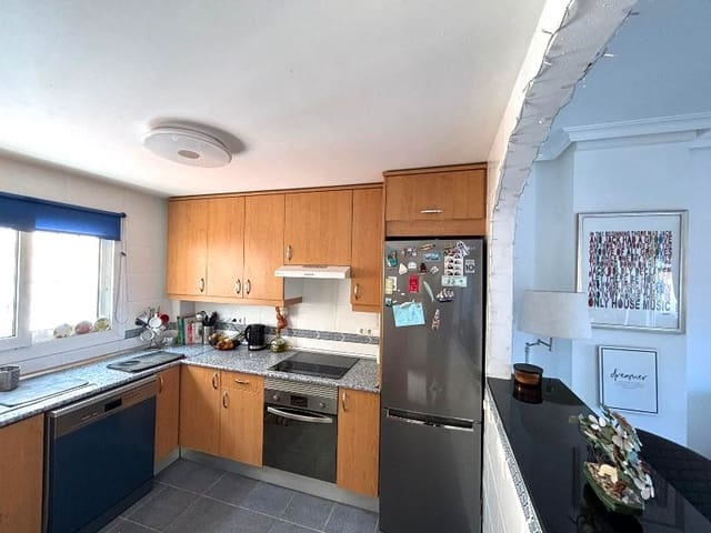 2 bedroom Apartment for sale in Dénia with pool garage - € 285,000 (Ref: 9622053)