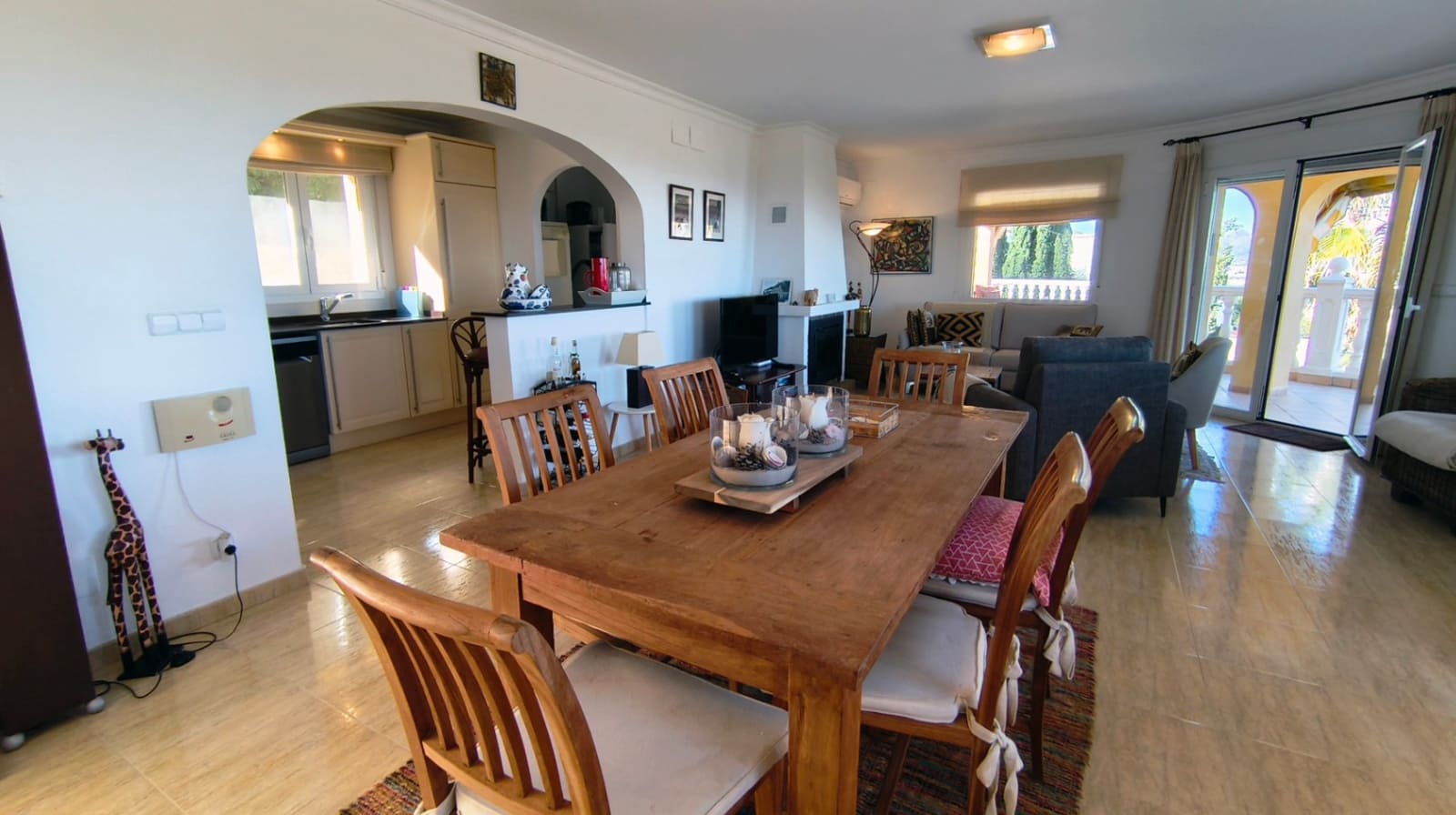 3 Zimmer Villa zu verkaufen in La Sella mit Pool Garage - 675.000 € (Ref: 9631439)