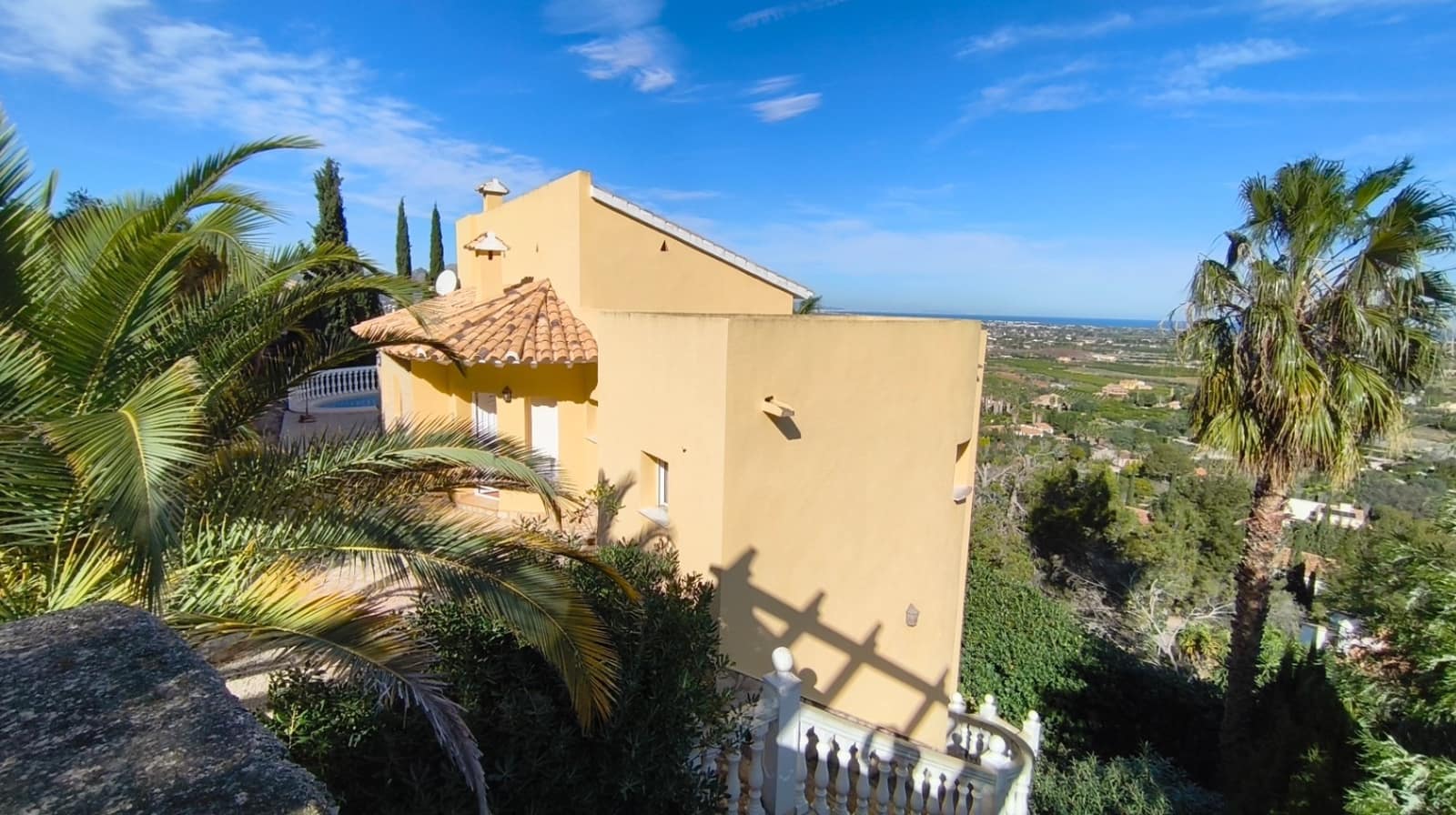 3 Zimmer Villa zu verkaufen in La Sella mit Pool Garage - 675.000 € (Ref: 9631439)