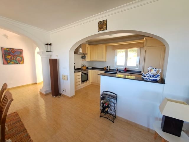 3 quarto Moradia para venda em La Sella com piscina garagem - 675 000 € (Ref: 9631439)