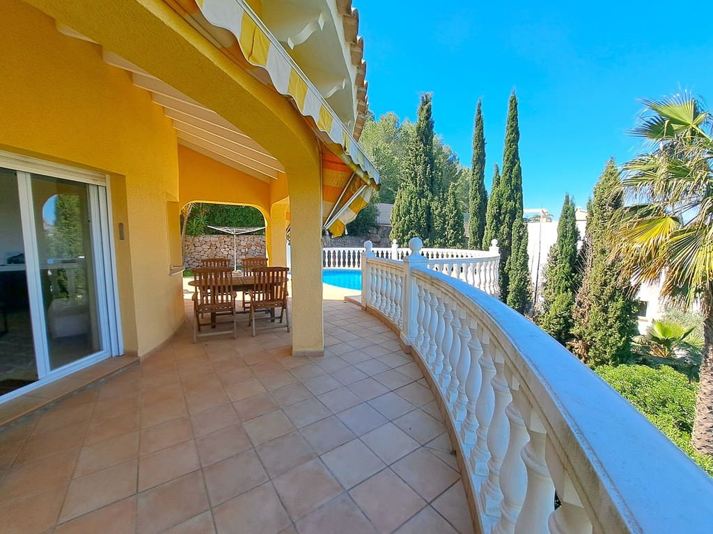 3 bedroom Villa for sale in La Sella with pool garage - € 675,000 (Ref: 9631439)
