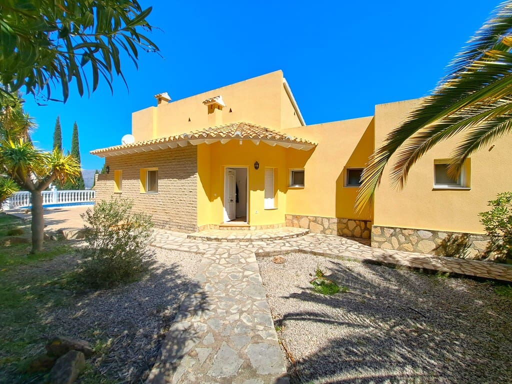 3 bedroom Villa for sale in La Sella with pool garage - € 675,000 (Ref: 9631439)