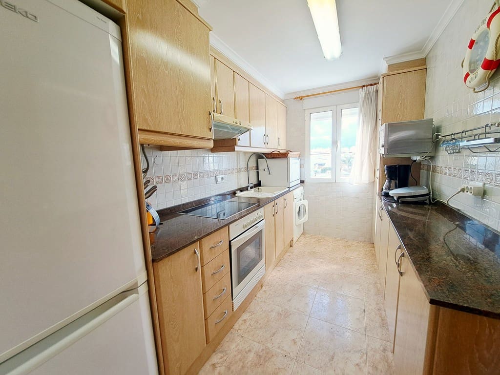 2 Zimmer Strandapartment zu vermieten in Denia mit Pool Garage - 1.100 € (Ref: 9665158)