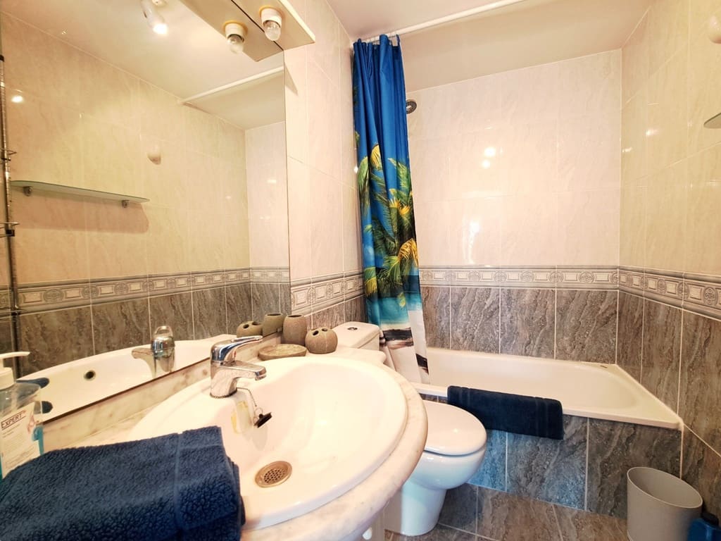 2 Zimmer Strandapartment zu vermieten in Denia mit Pool Garage - 1.100 € (Ref: 9665158)