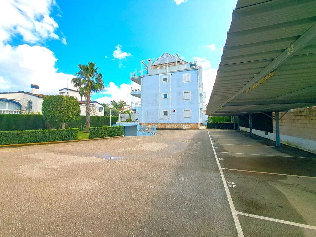 2 Zimmer Strandapartment zu vermieten in Denia mit Pool Garage - 1.100 € (Ref: 9665158)