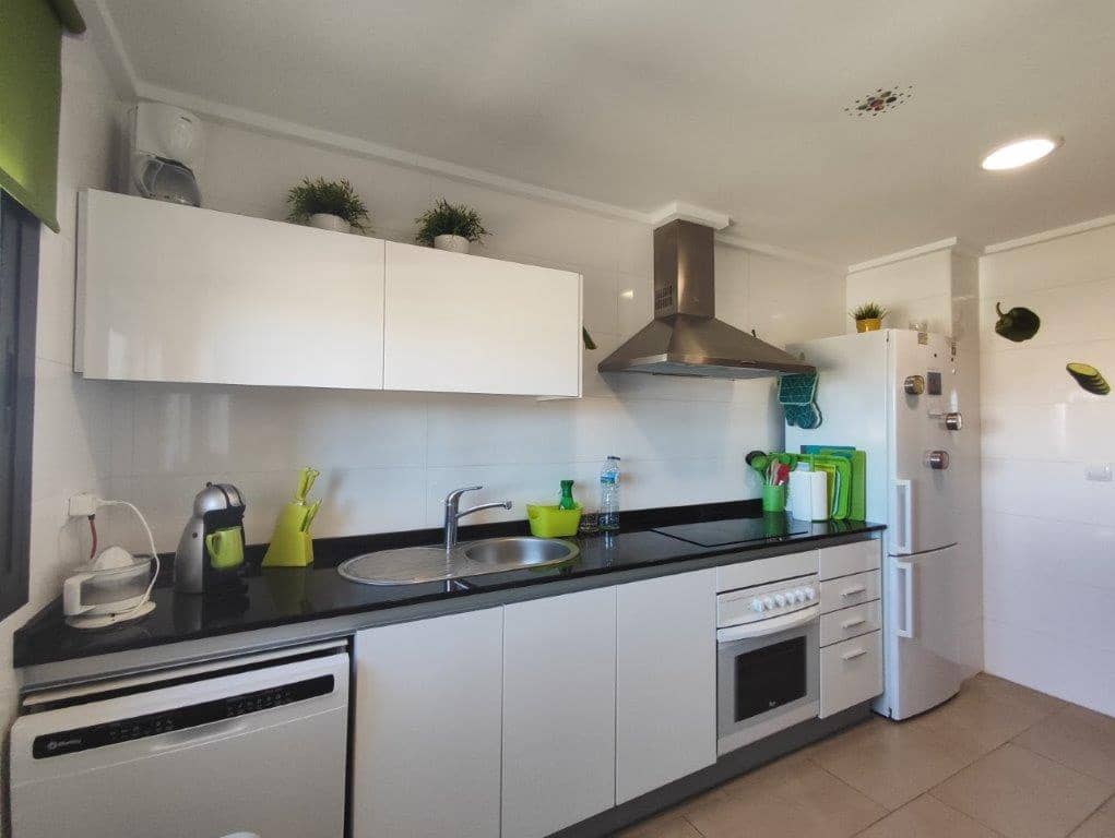 2 bedroom Apartment for sale in Denia - € 330,000 (Ref: 9667192)