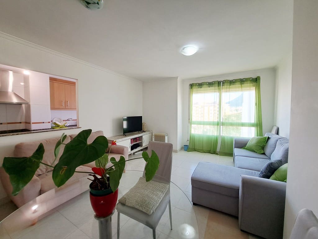 2 bedroom Apartment for rent in Denia - € 850 (Ref: 9713475)