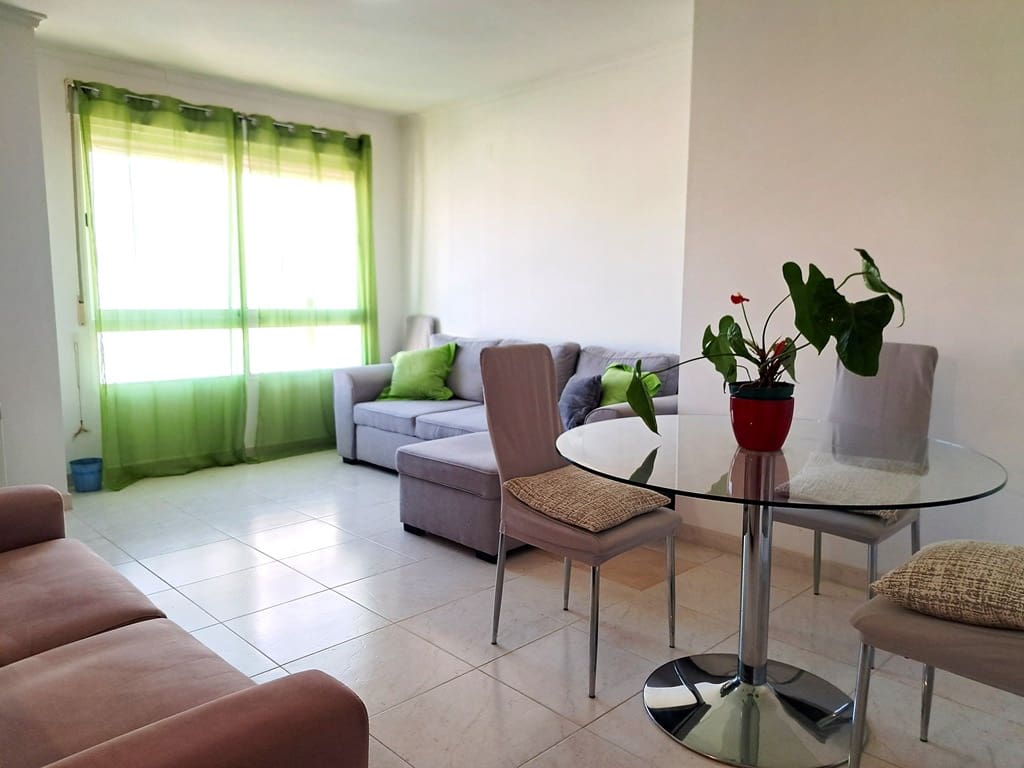 2 bedroom Apartment for rent in Denia - € 850 (Ref: 9713475)