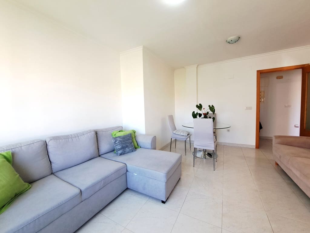 2 bedroom Apartment for rent in Denia - € 850 (Ref: 9713475)