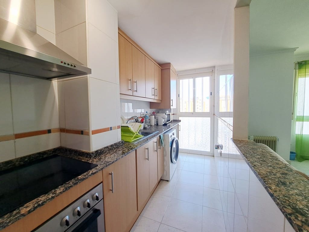 2 bedroom Apartment for rent in Denia - € 850 (Ref: 9713475)