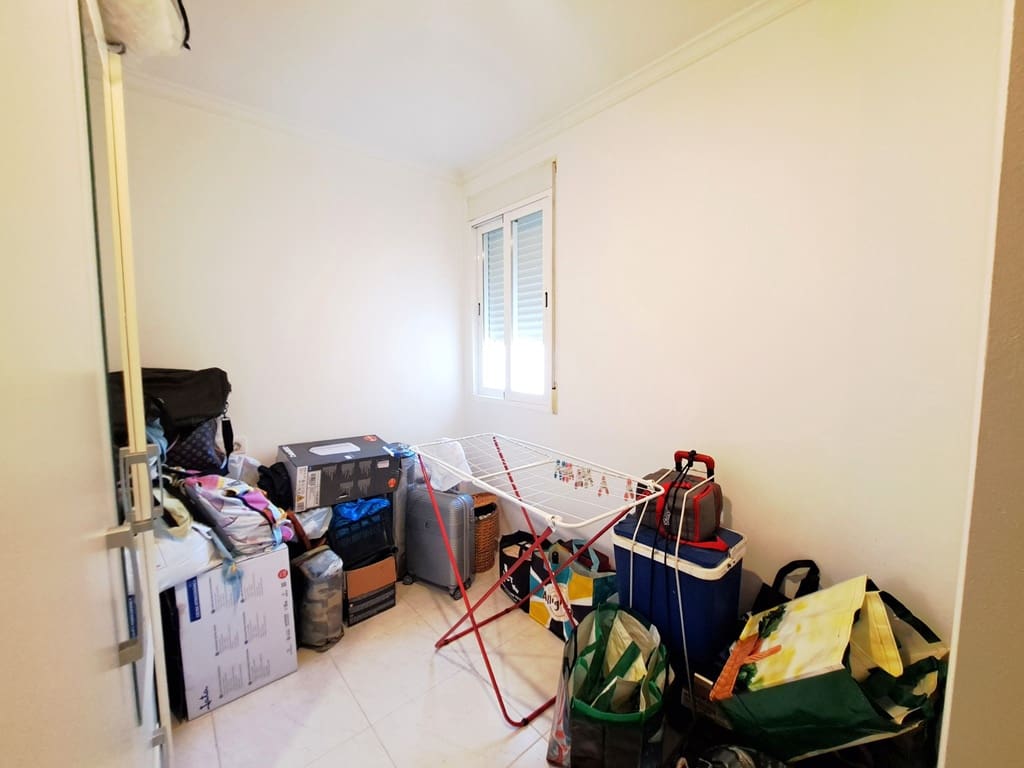 2 bedroom Apartment for rent in Denia - € 850 (Ref: 9713475)