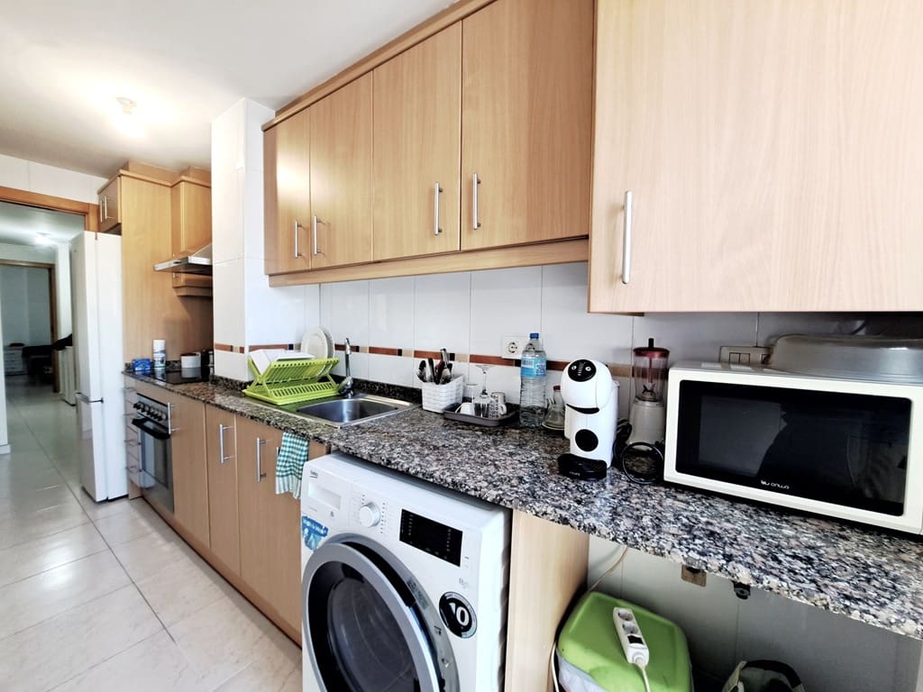 2 bedroom Apartment for rent in Denia - € 850 (Ref: 9713475)