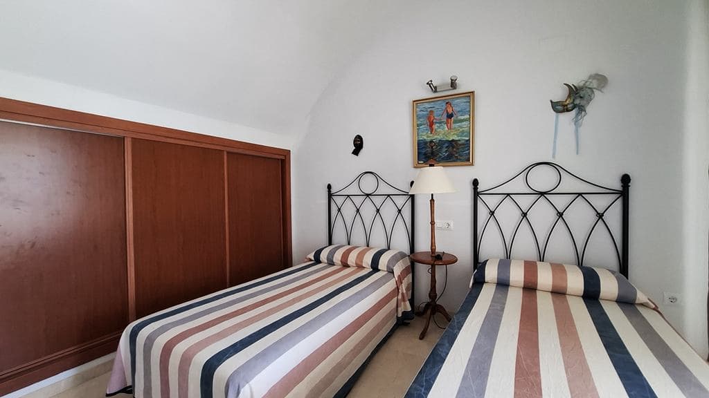 Apartamento de 3 habitaciones en Dénia en venta con piscina garaje - 510.000 € (Ref: 9758660)