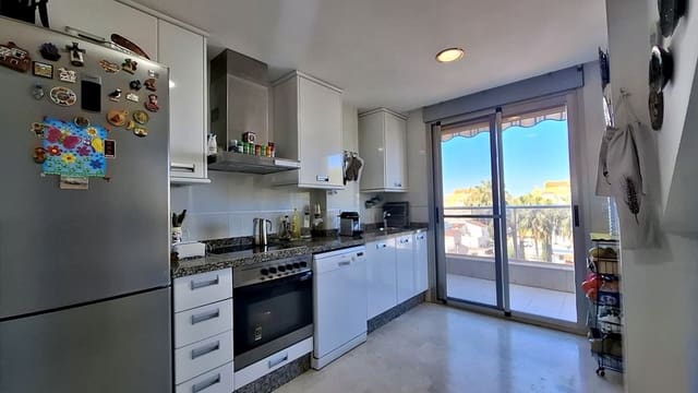 Apartamento de 3 habitaciones en Dénia en venta con piscina garaje - 510.000 € (Ref: 9758660)