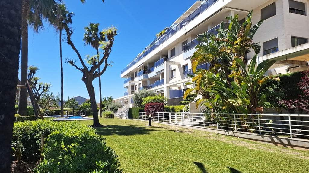 Apartamento de 3 habitaciones en Dénia en venta con piscina garaje - 510.000 € (Ref: 9758660)